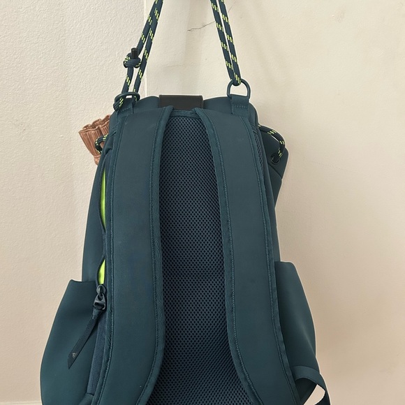 Adidas FAVORITES BACKPACK - Picture 6 of 7